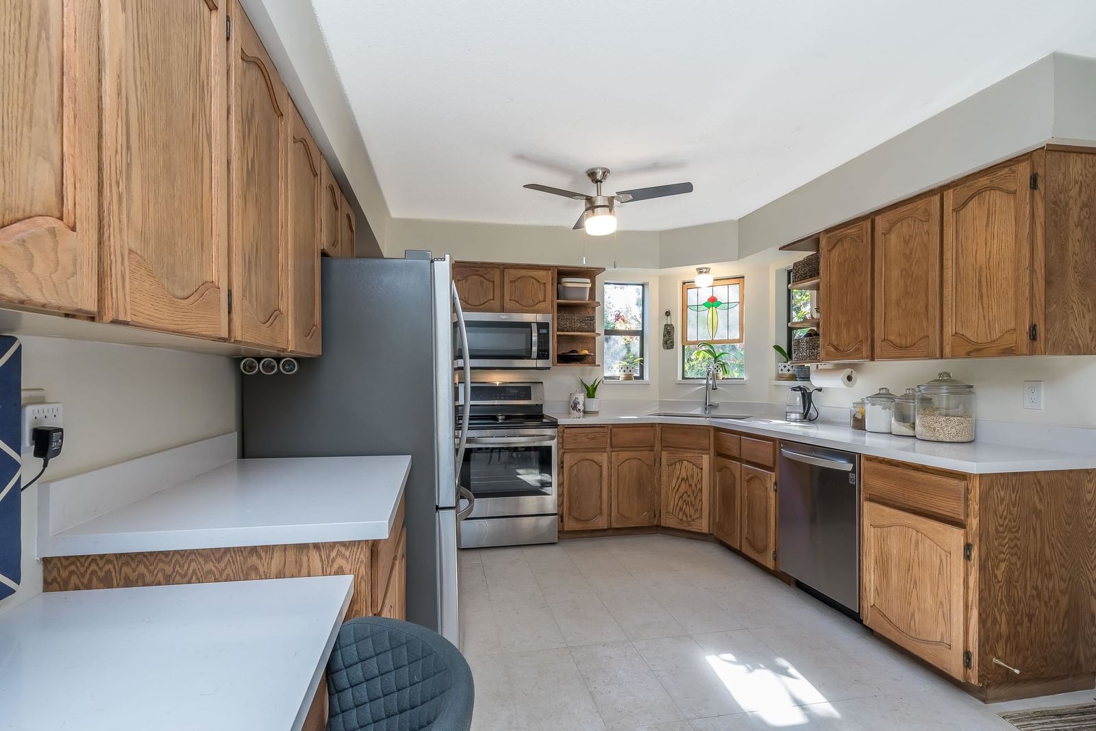 Listing Image 15
