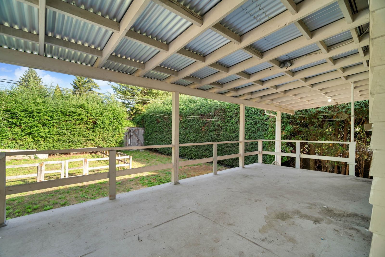 Listing Image 17