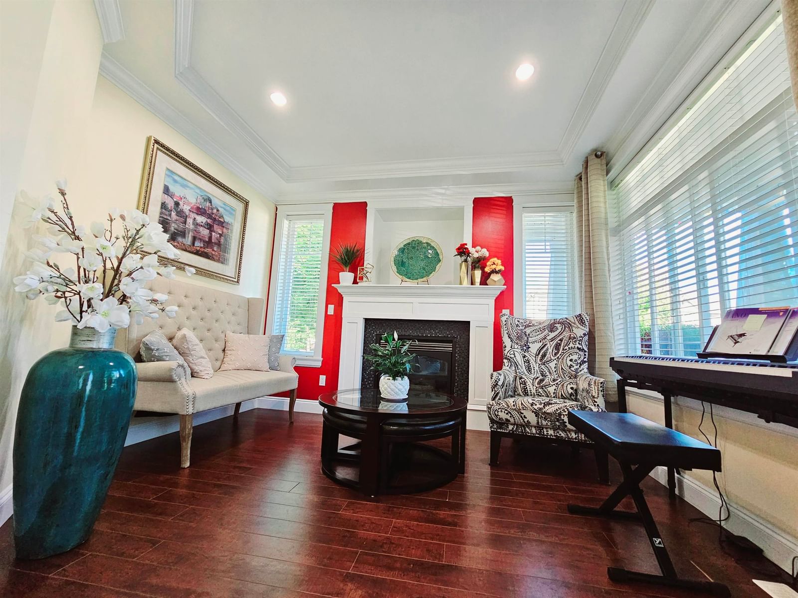 Listing Image 12