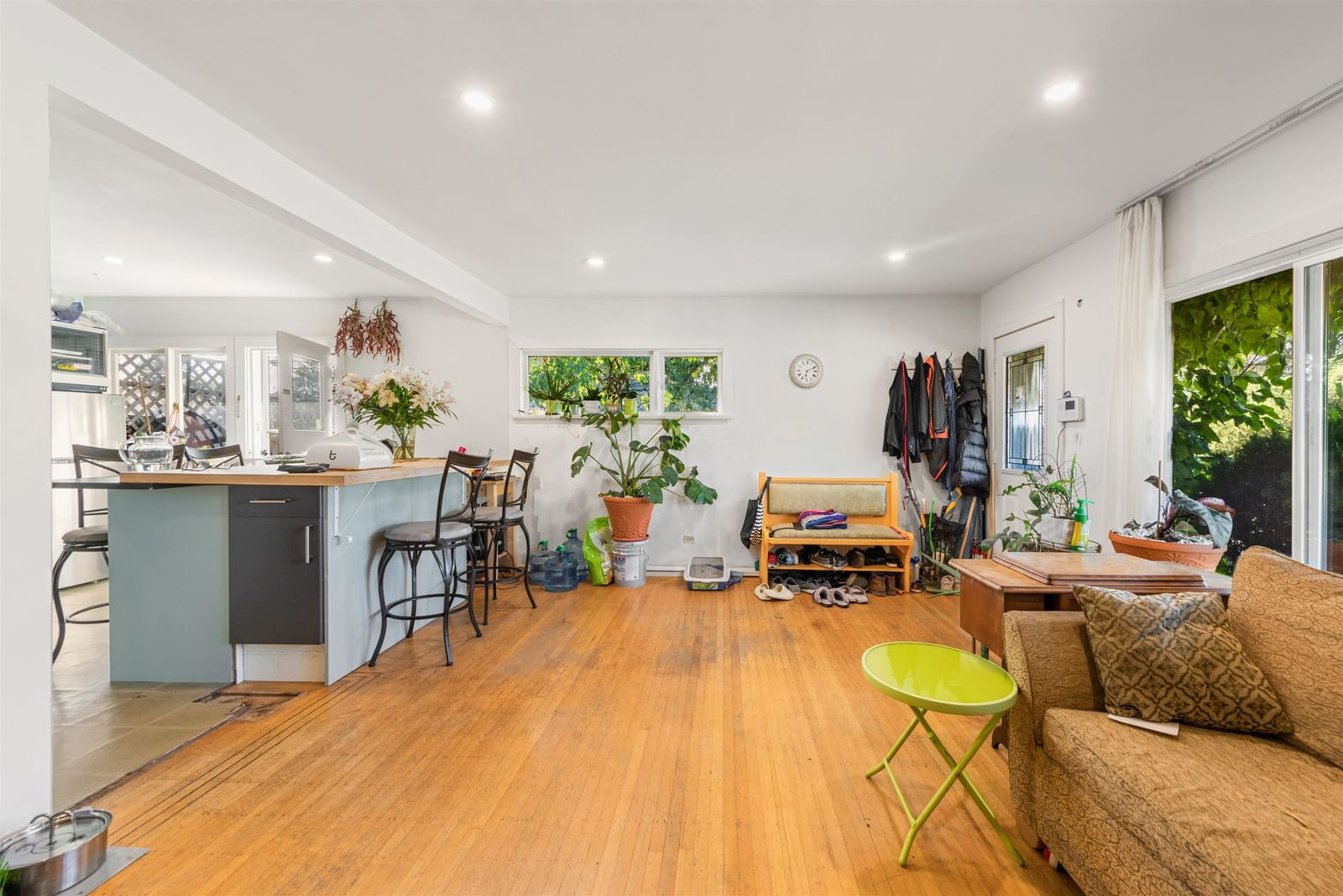 Listing Image 20