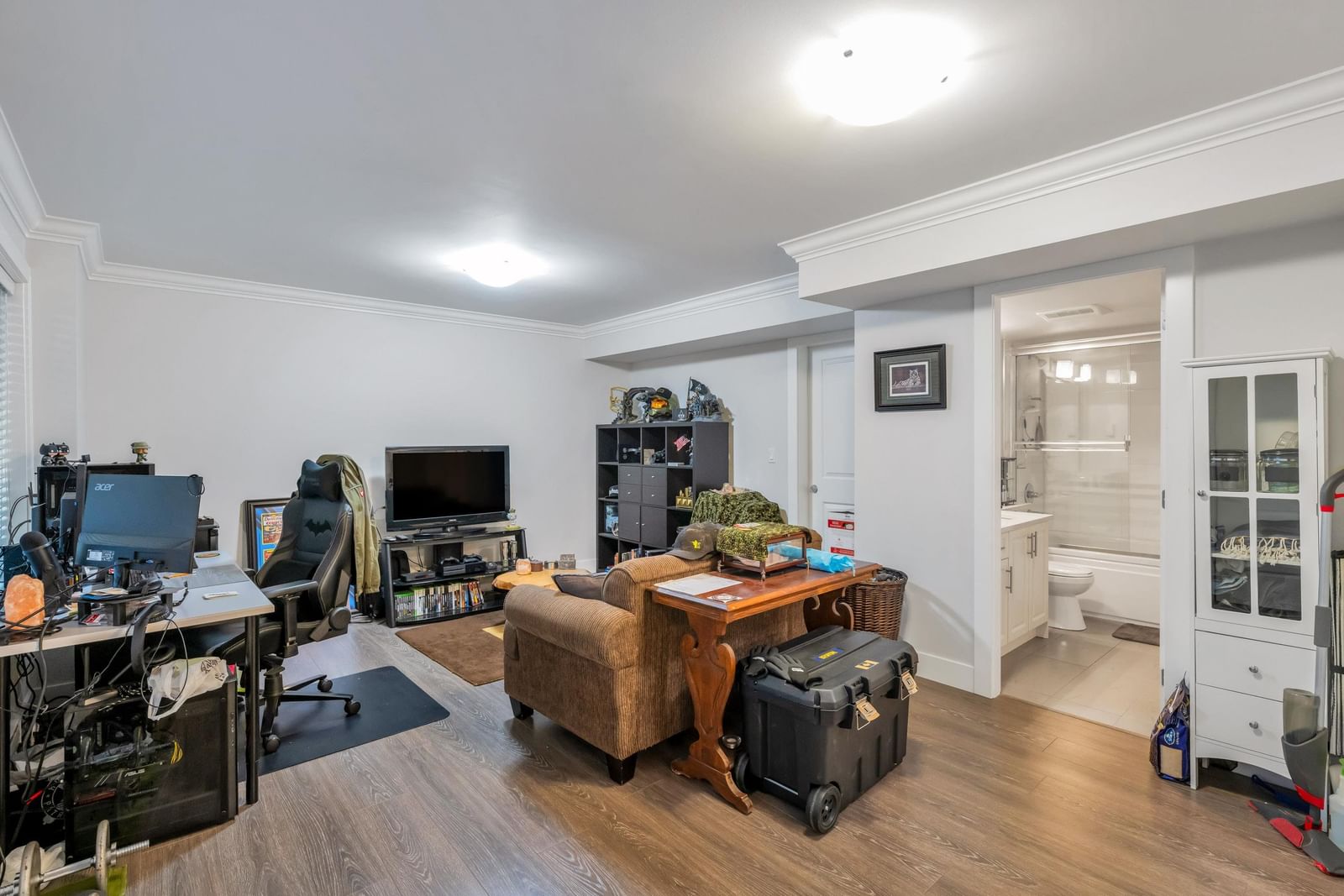 Listing Image 32