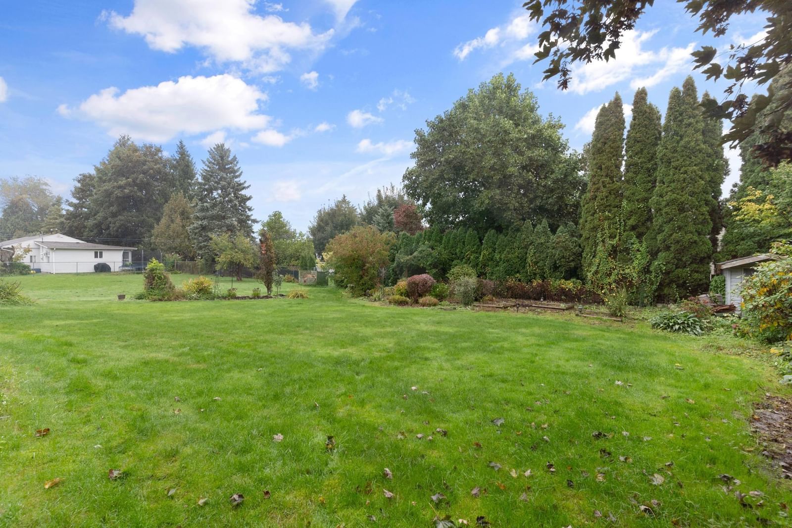 Listing Image 37
