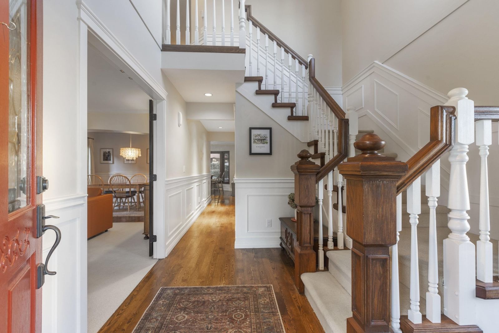 Listing Image 4
