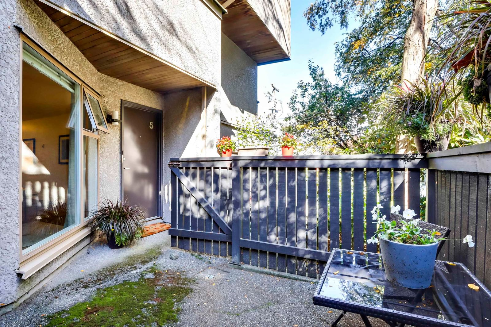 Listing Image 17