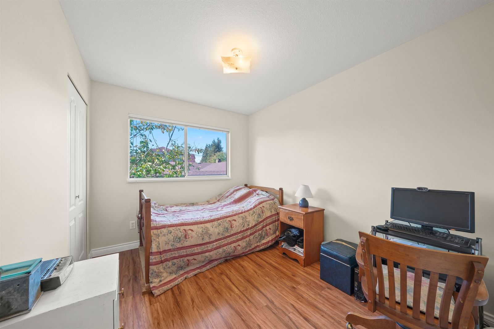 Listing Image 20