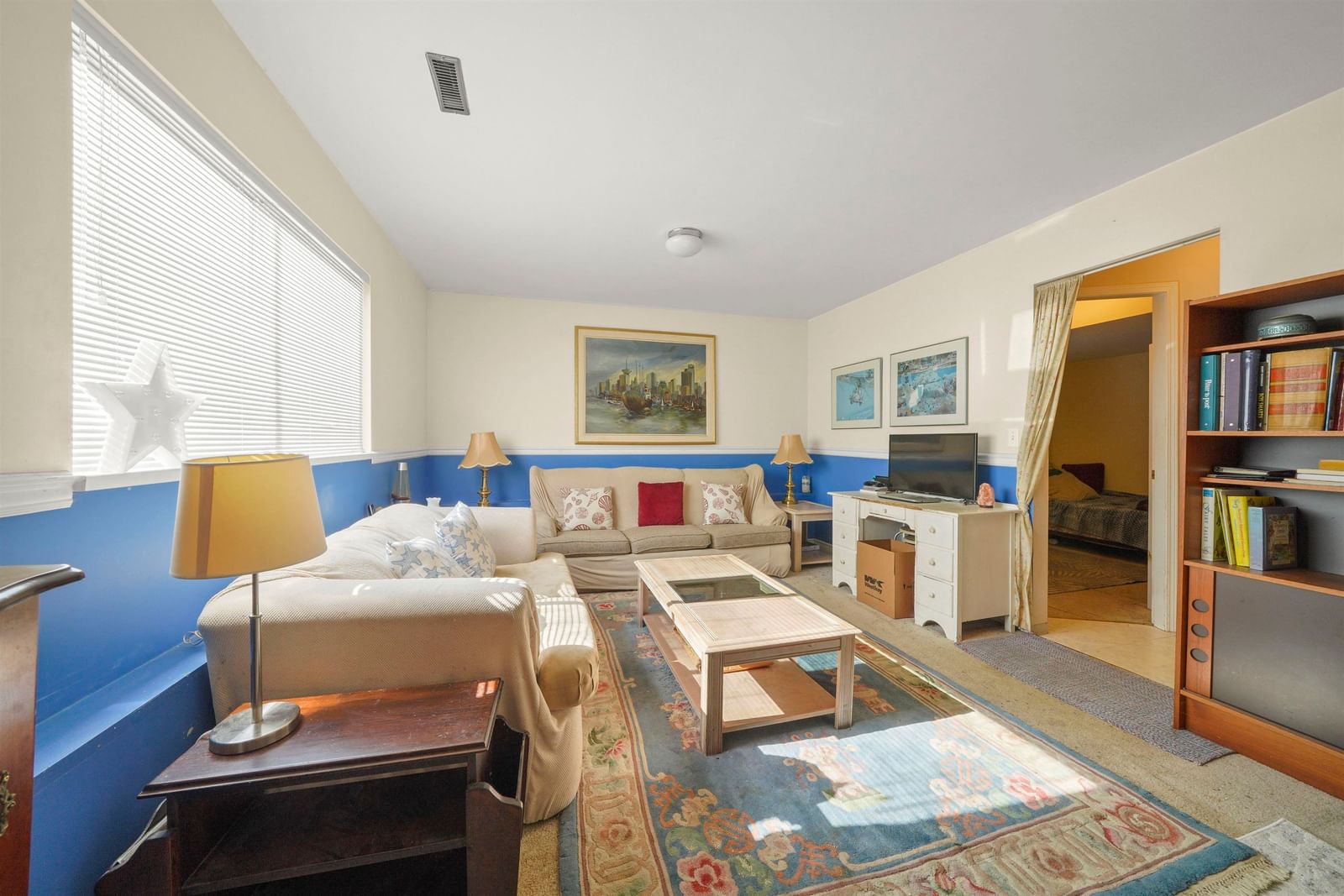 Listing Image 22