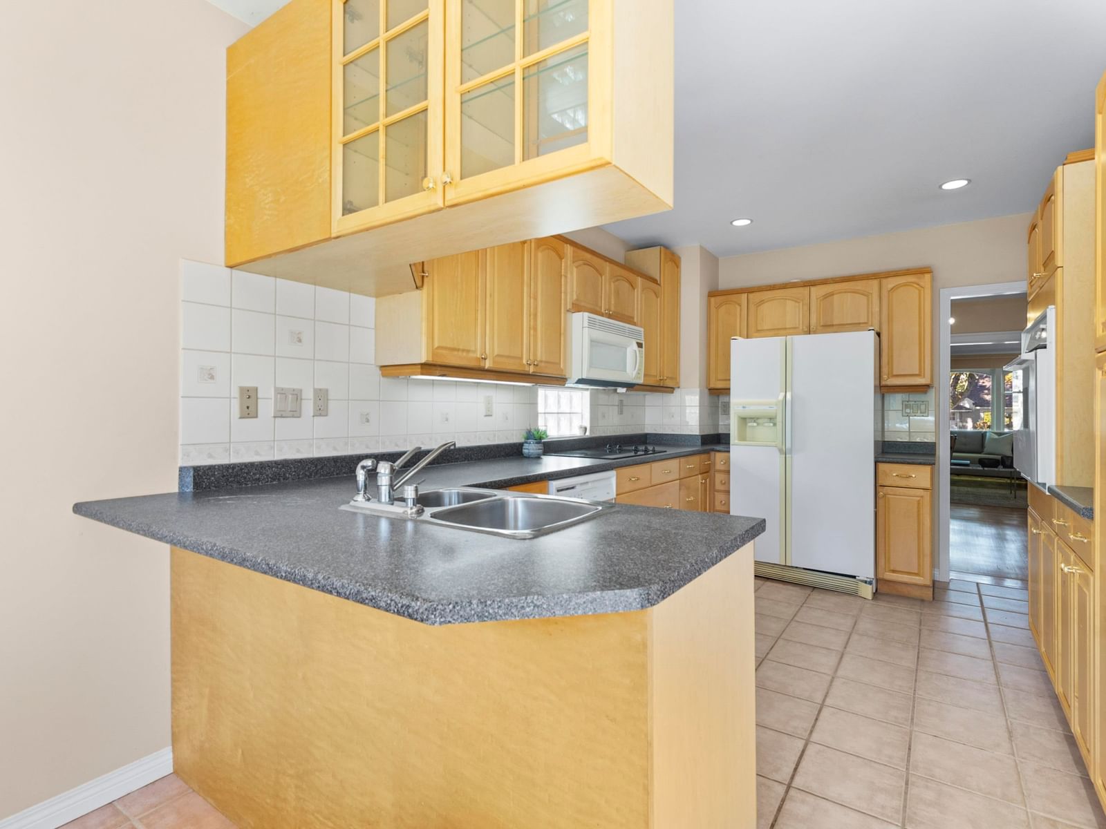 Listing Image 20