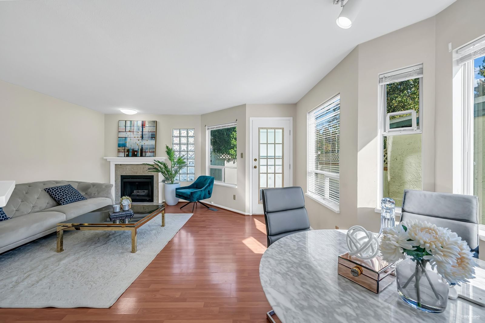 Listing Image 13