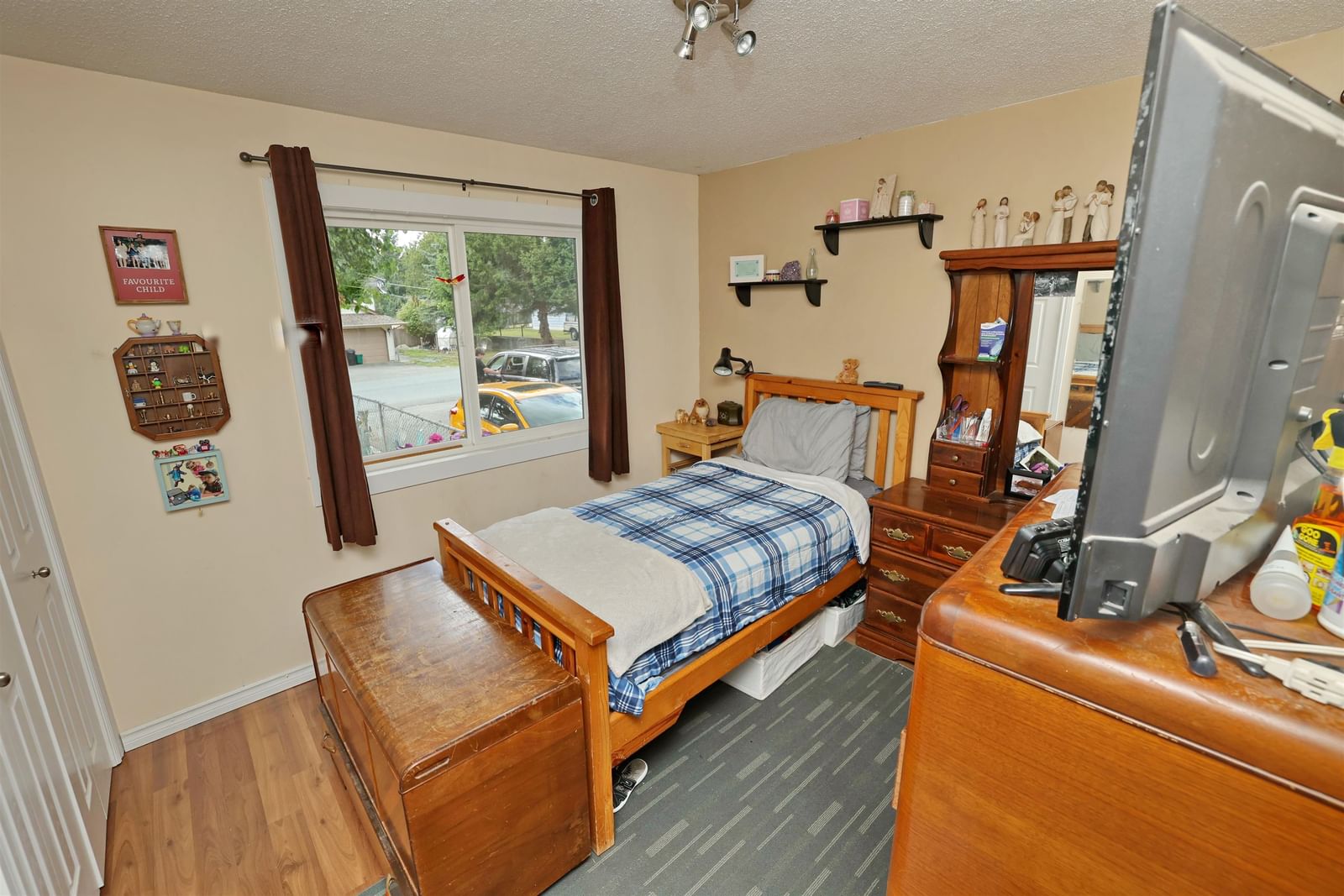 Listing Image 17