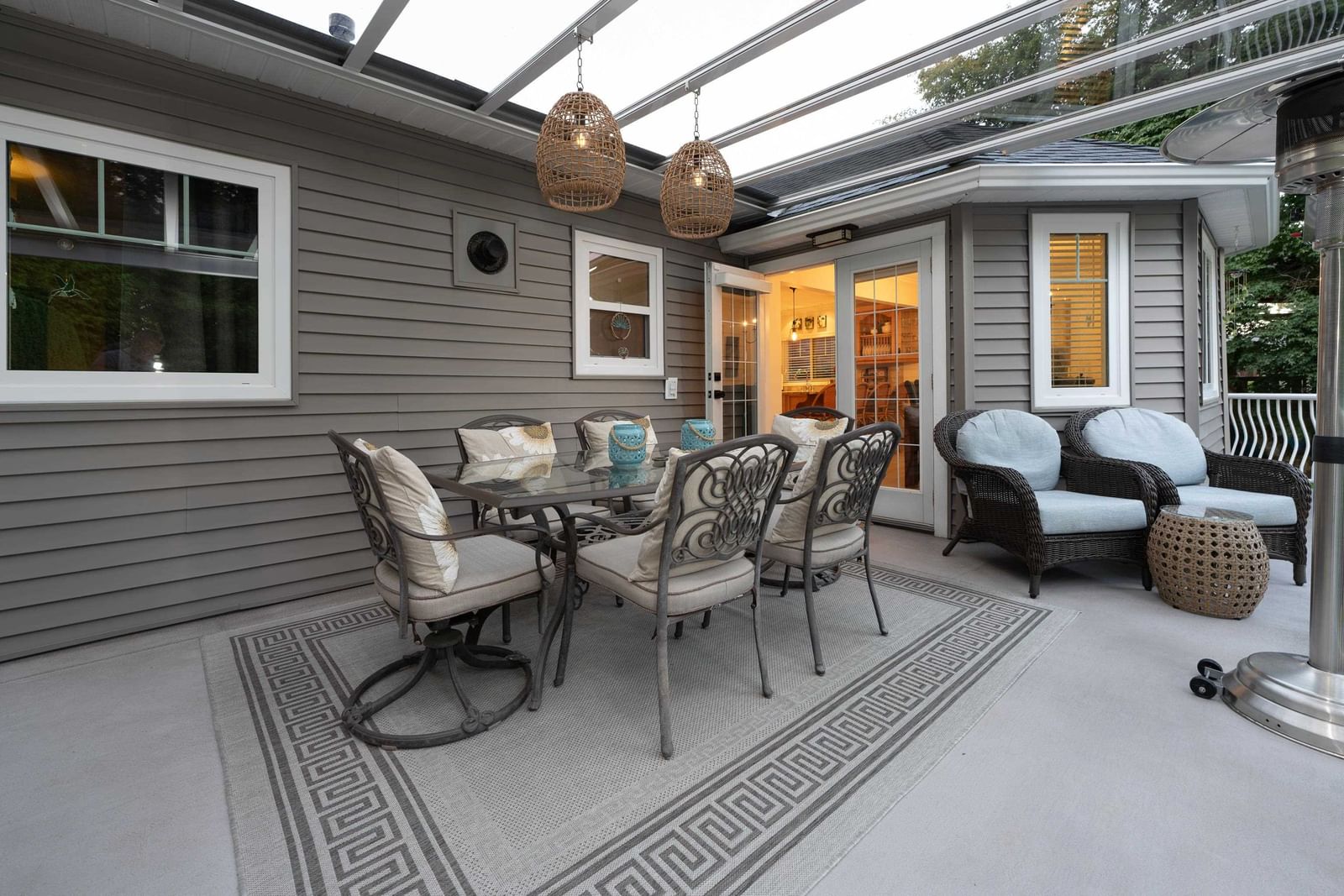 Listing Image 19