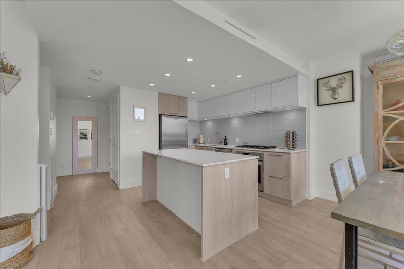 405 - 680 Seylynn Crescent, North Vancouver, V7J 2L6 | Image 3