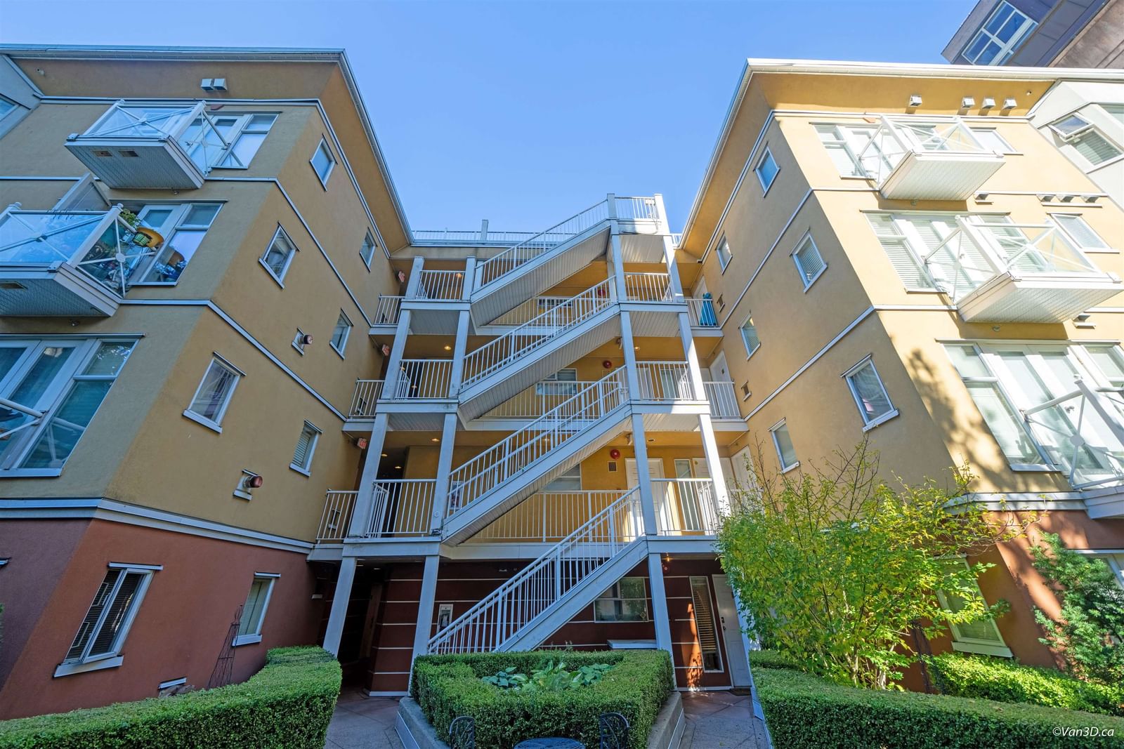 Listing Image 17