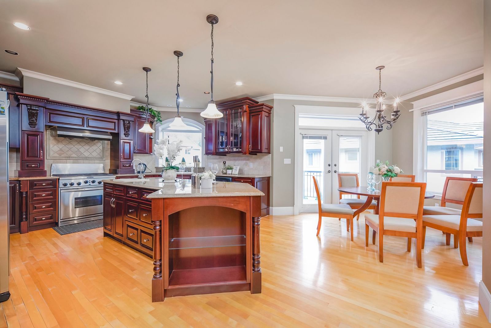 Listing Image 9