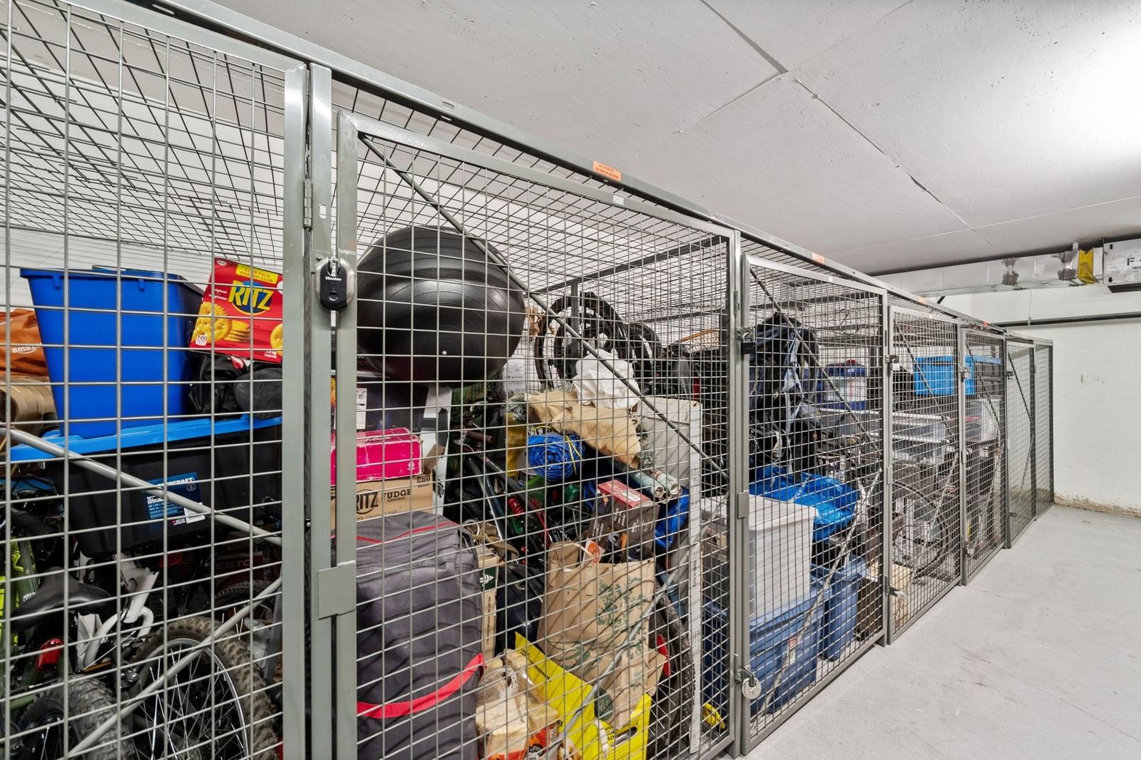 Listing Image 31