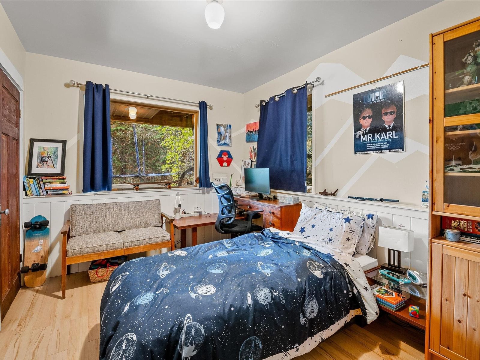 Listing Image 16