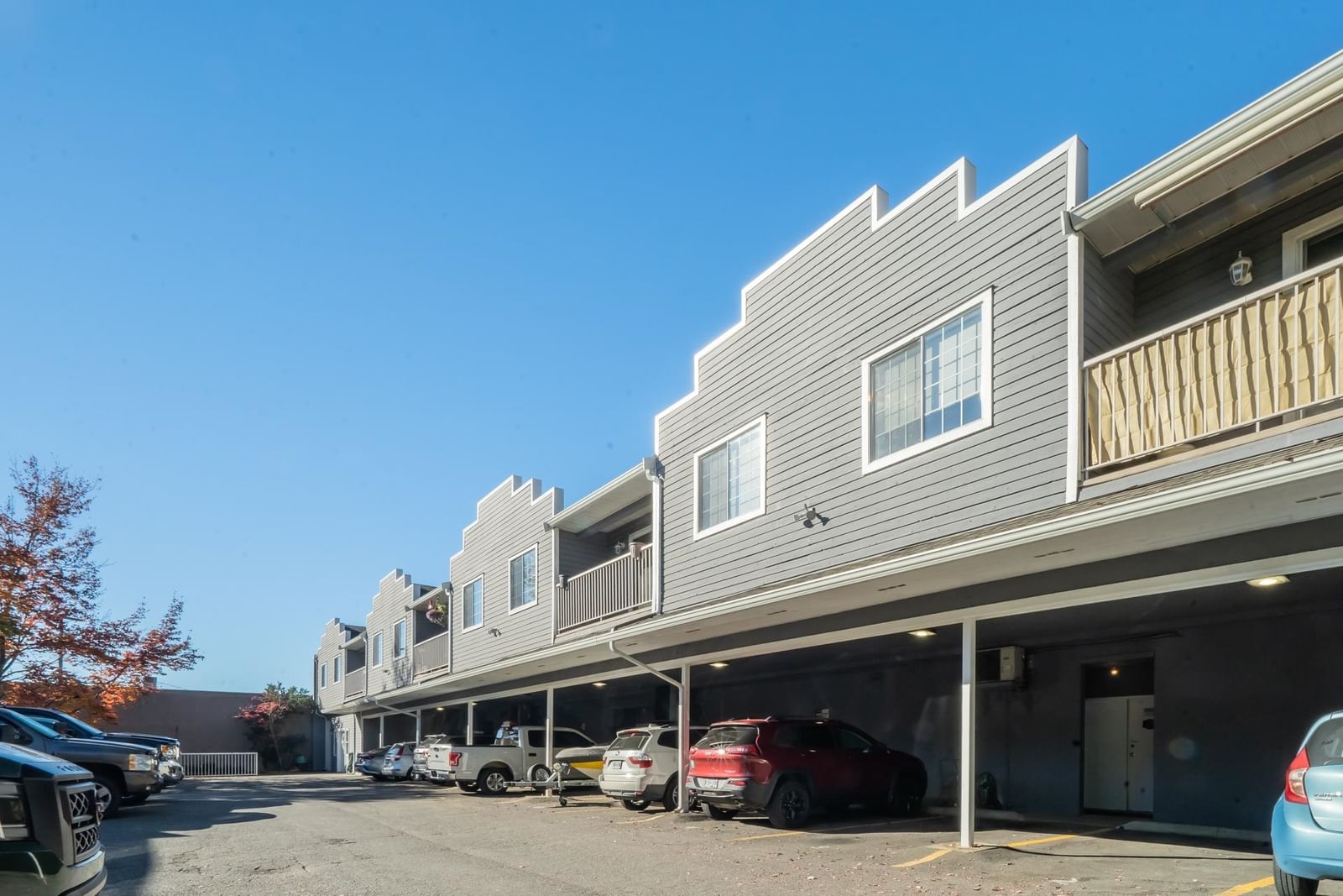 Listing Image 15