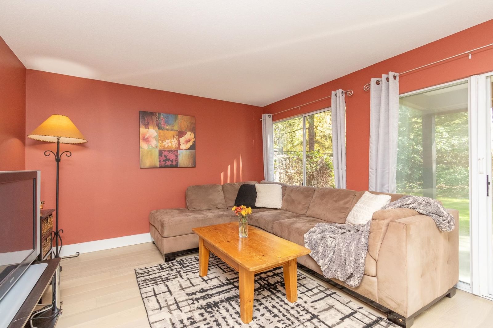 Listing Image 22