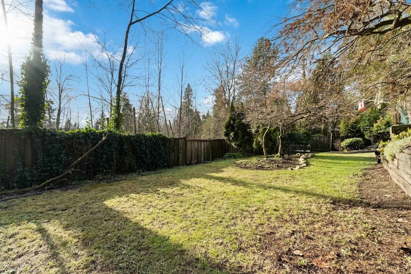 Listing Image 16