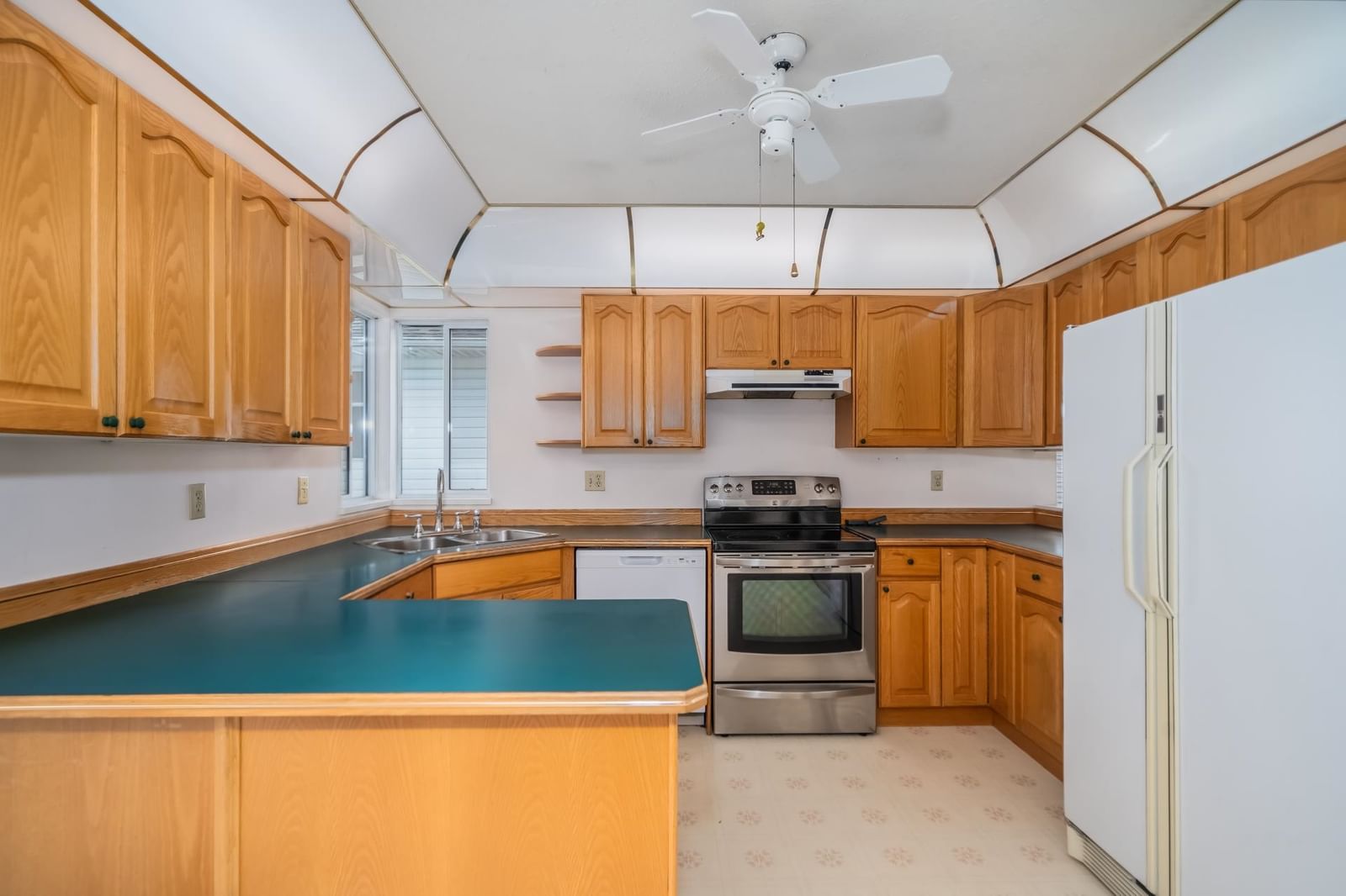 Listing Image 15