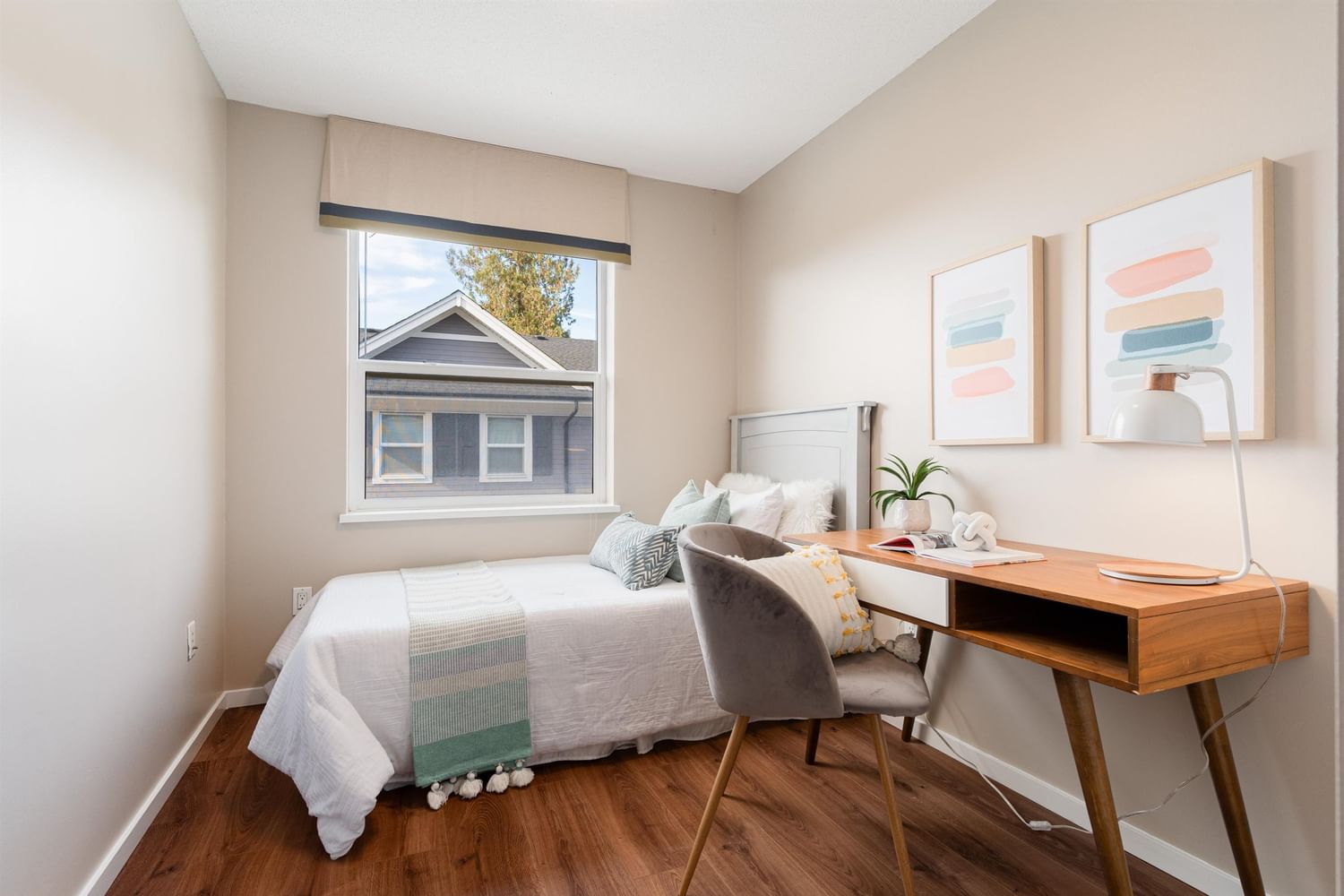 Listing Image 15