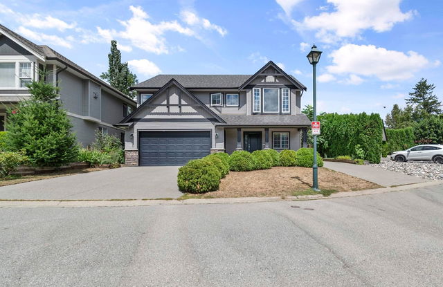 14 - 45957 Sherwood Drive