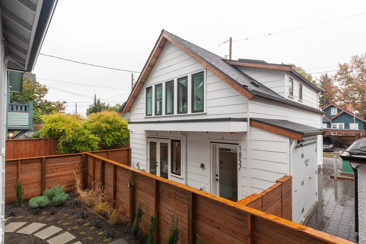Listing Image 22
