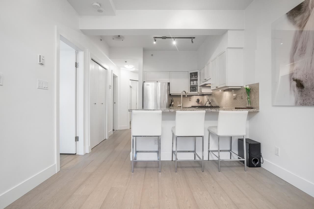 Listing Image 14