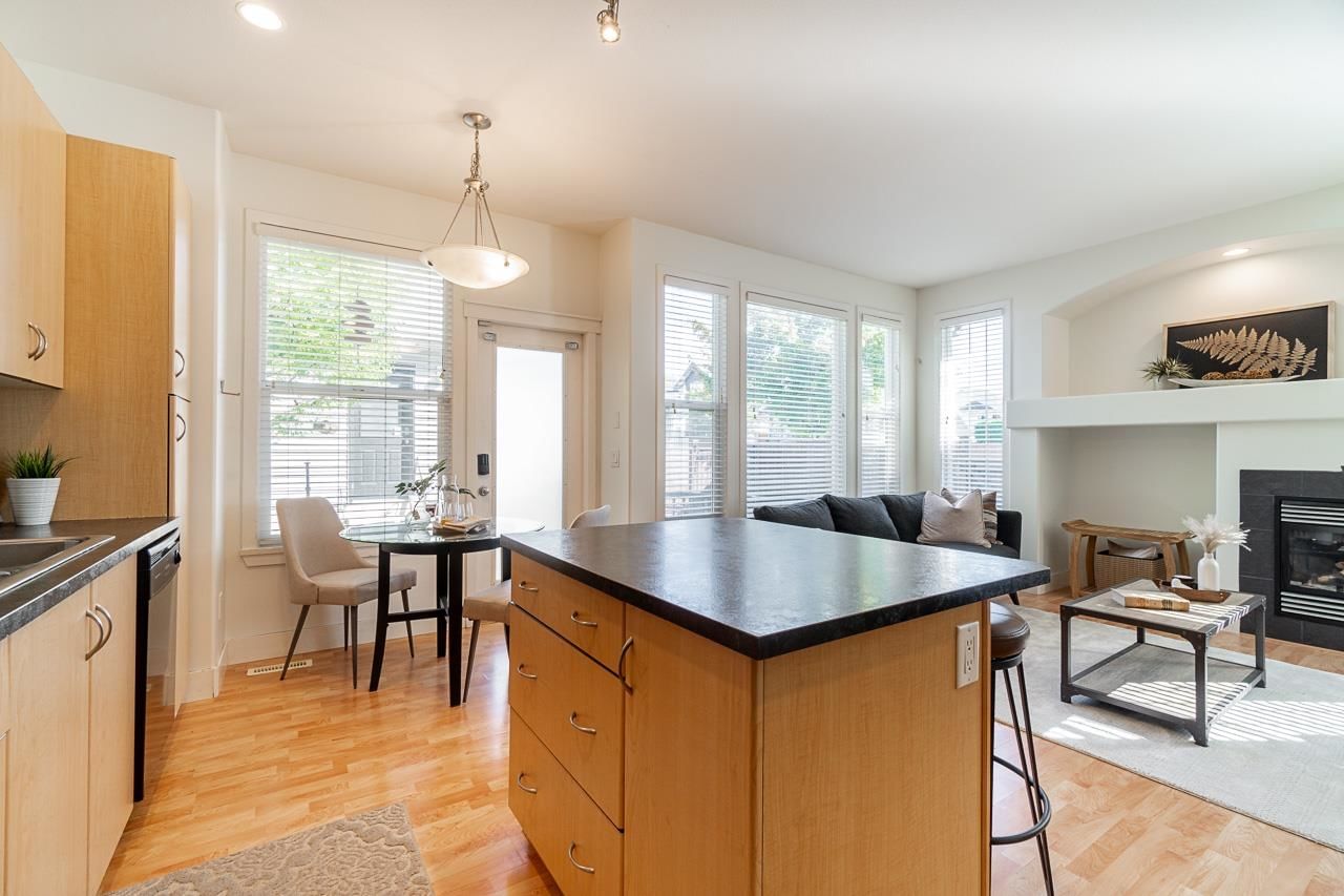 Listing Image 12