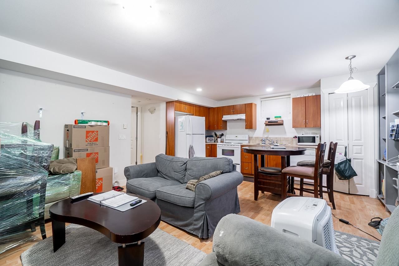 Listing Image 23