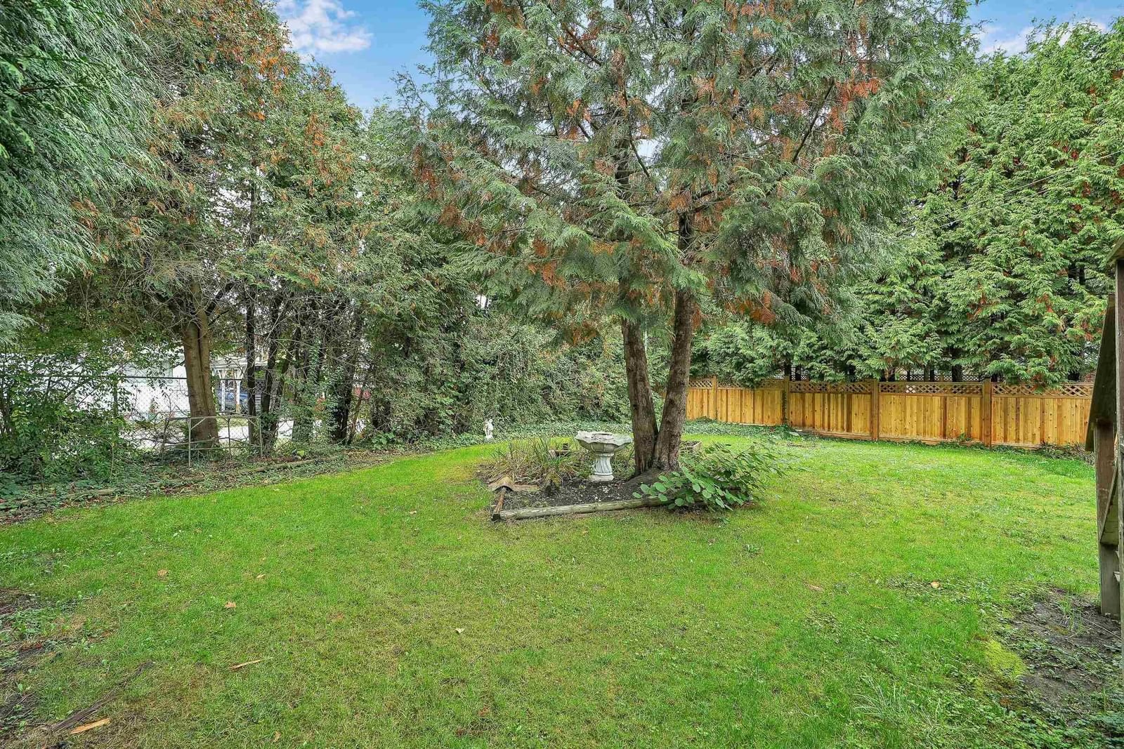 Listing Image 38