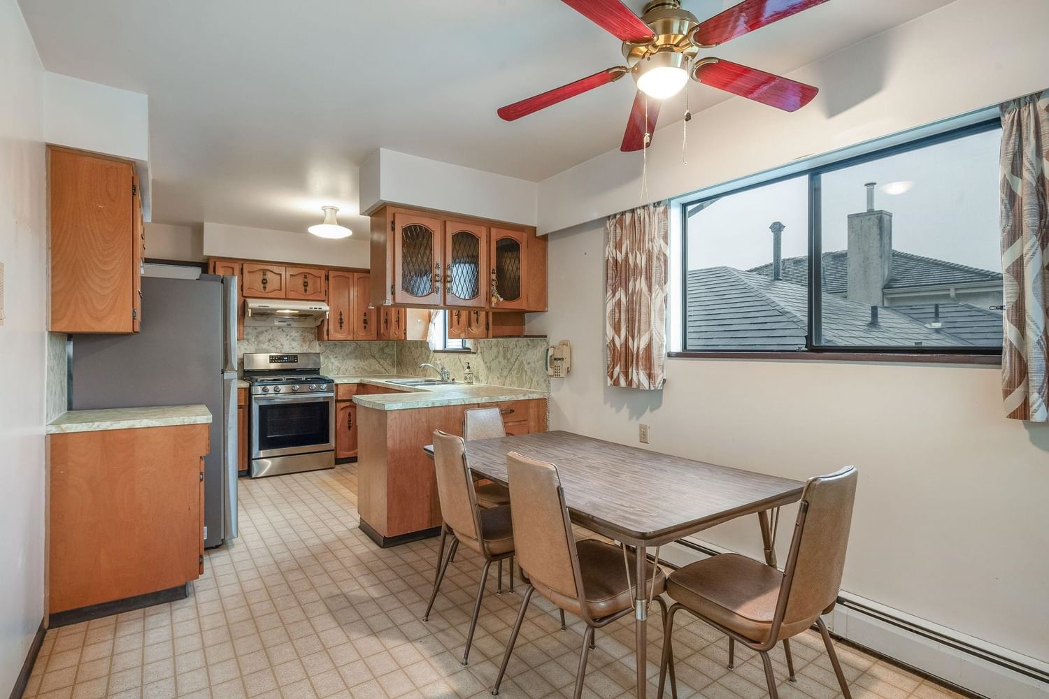 Listing Image 12