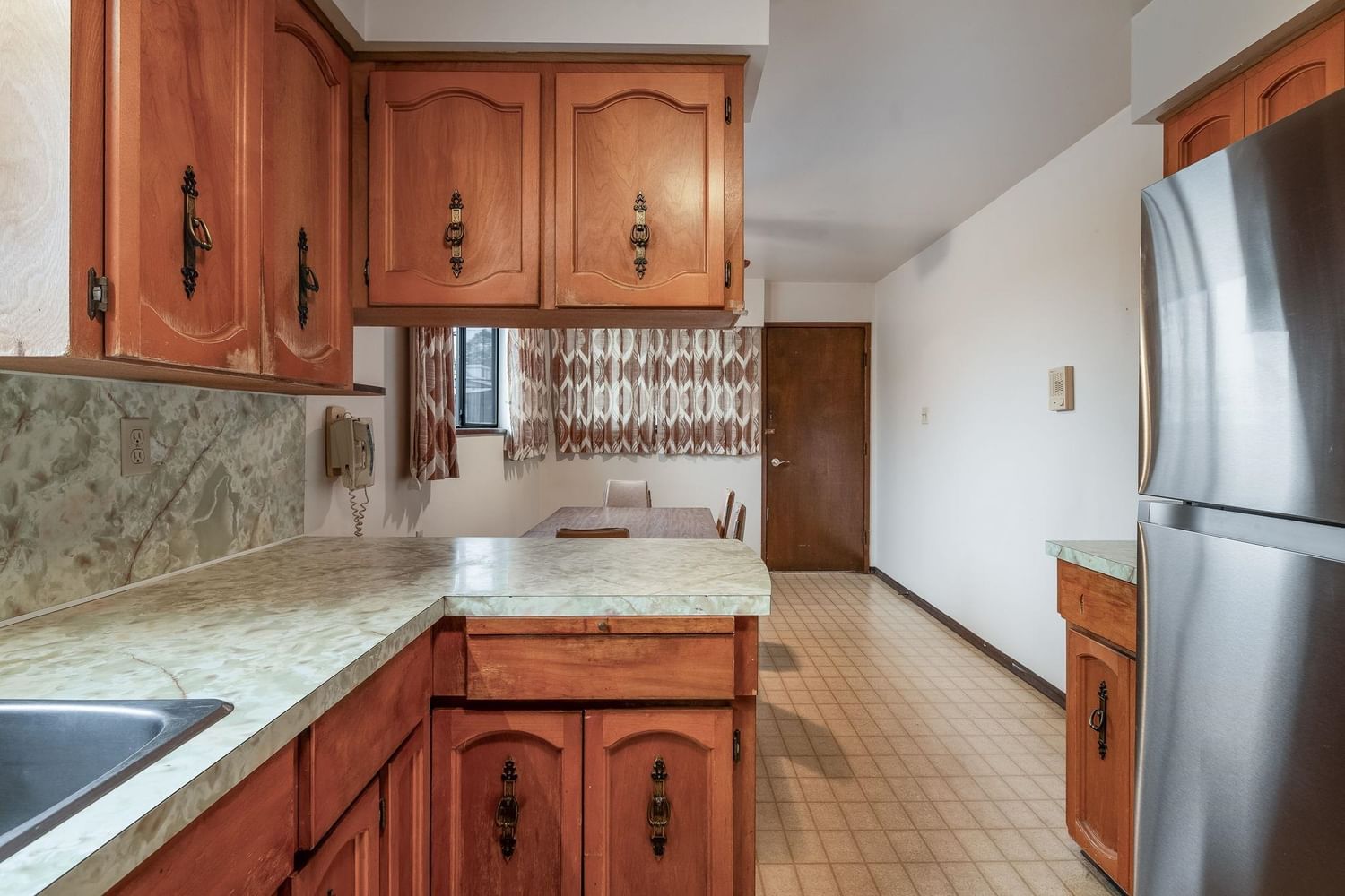 Listing Image 15