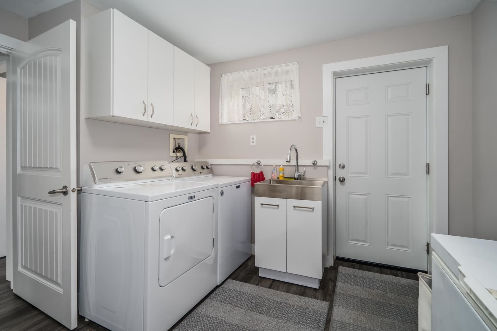 Listing Image 15