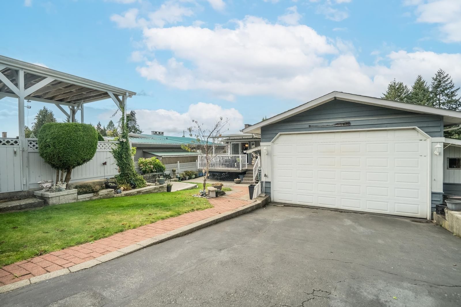 Listing Image 19