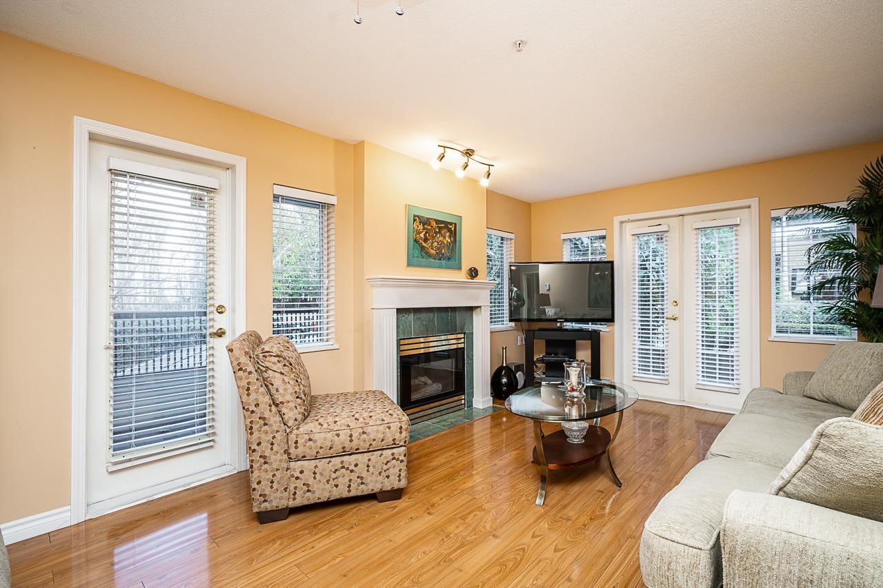 Listing Image 6