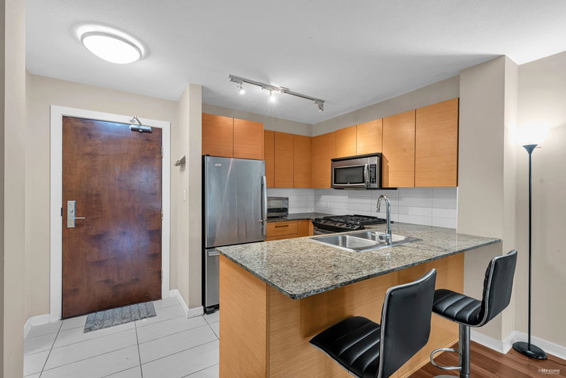 106 - 5665 Irmin Street, Burnaby, V5J 0C4 | Image 3