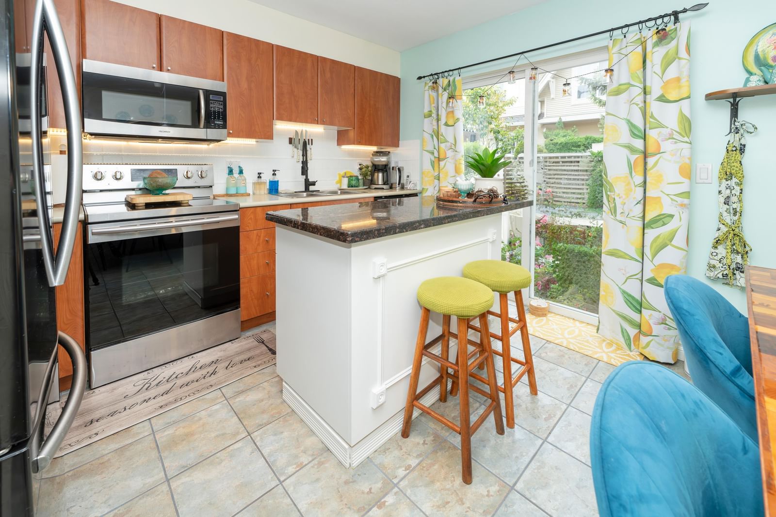 Listing Image 6