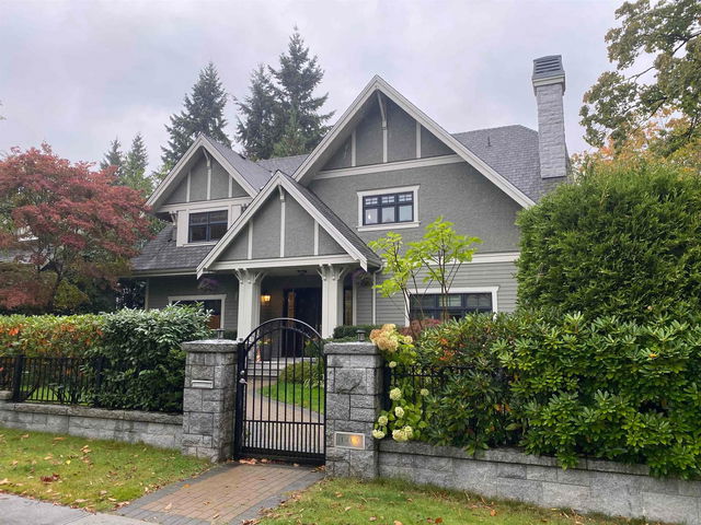 1401 Devonshire Crescent