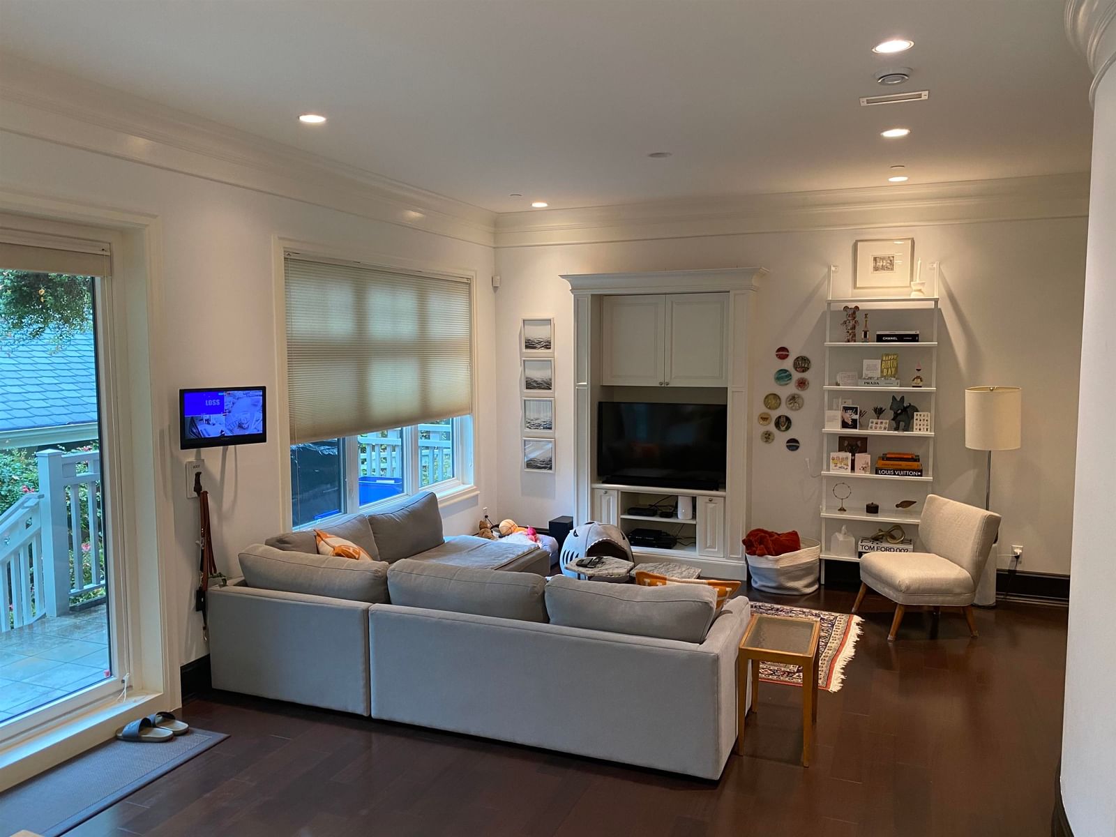Listing Image 8