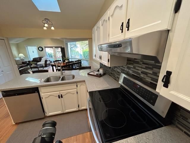 Listing Image 6