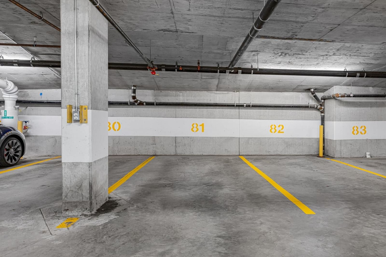 Listing Image 17