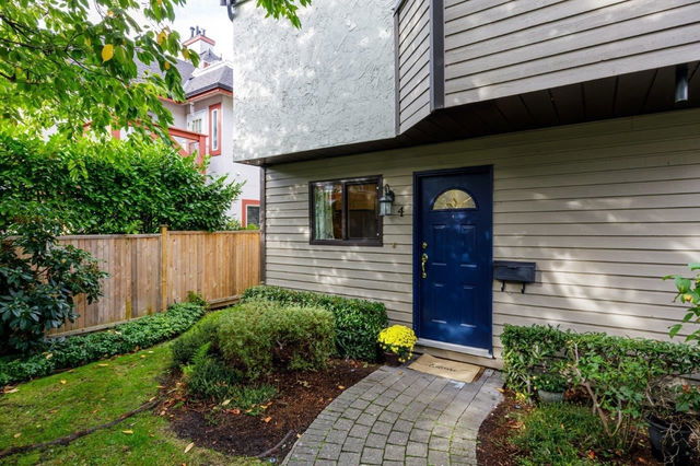 4 - 220 11th Street