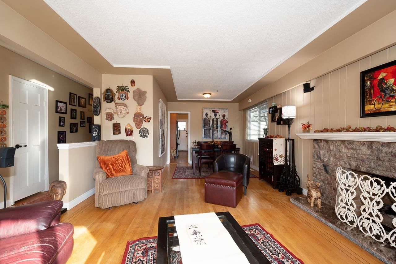 Listing photo 5