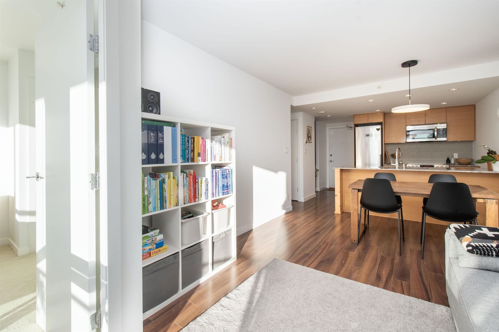 Listing Image 13