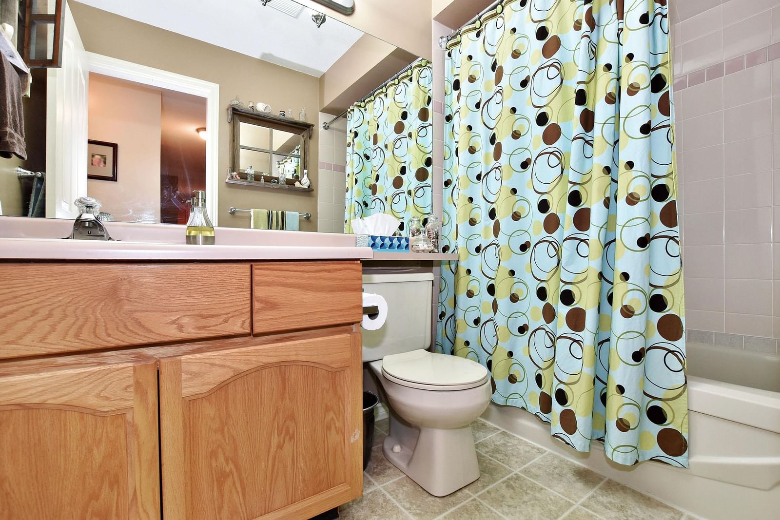 Listing Image 19
