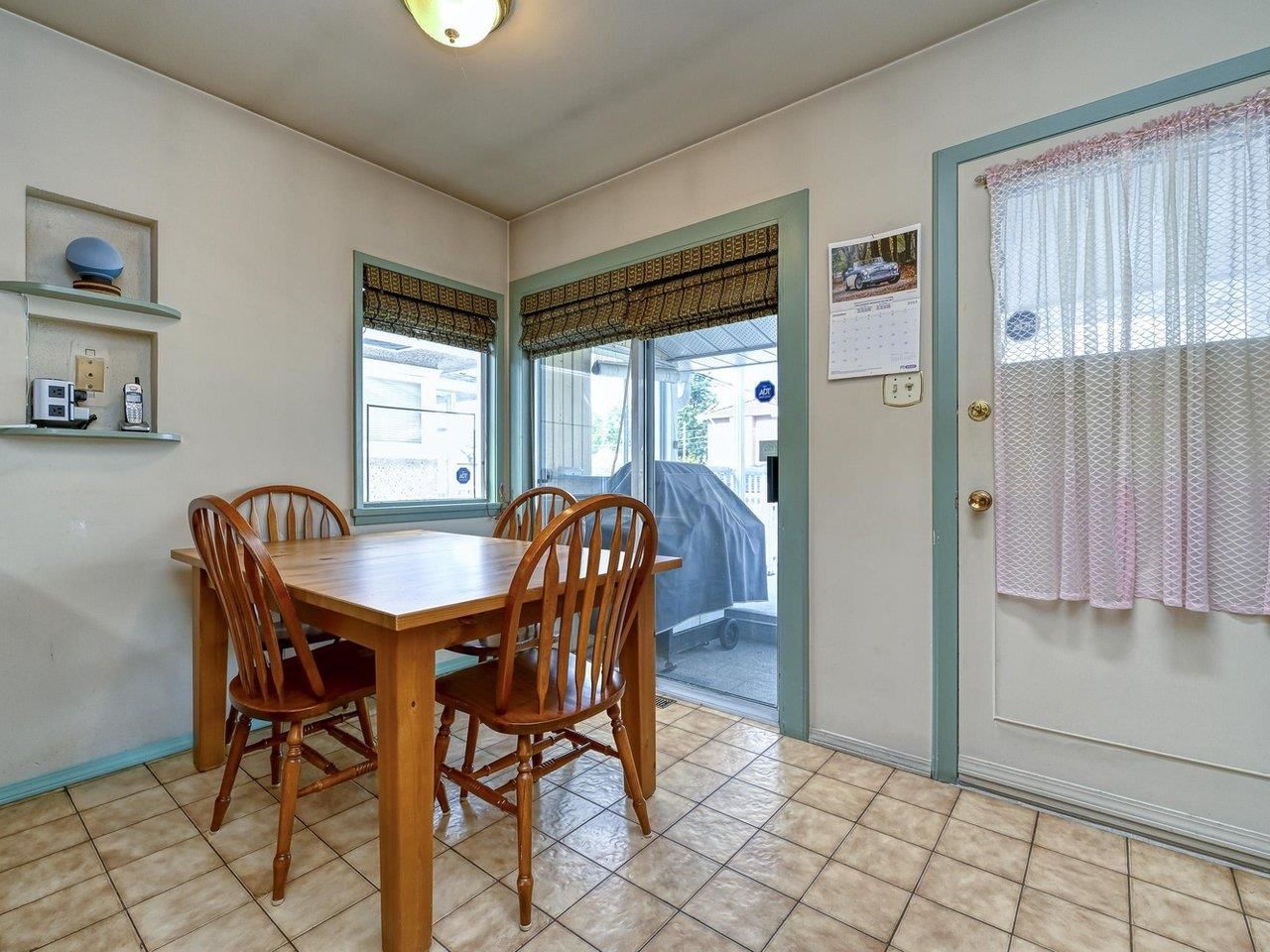 Listing Image 16