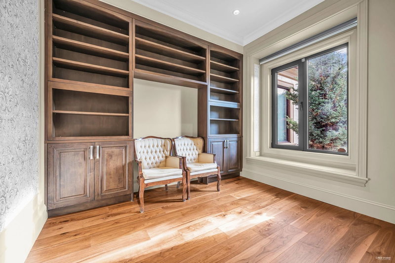 4691 Foxglove Crescent, Richmond, V7C 2K4 | Image 3