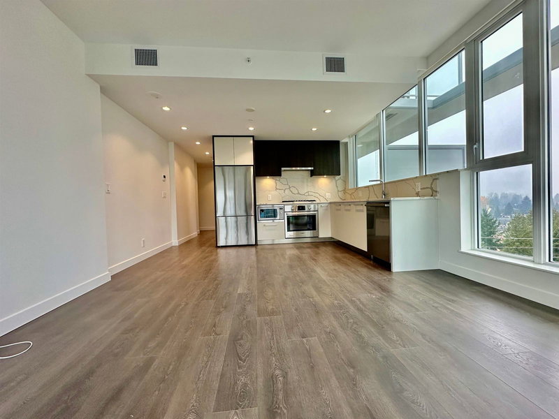 807 - 567 Clarke Road, Coquitlam, V3J 0K7 | Image 2