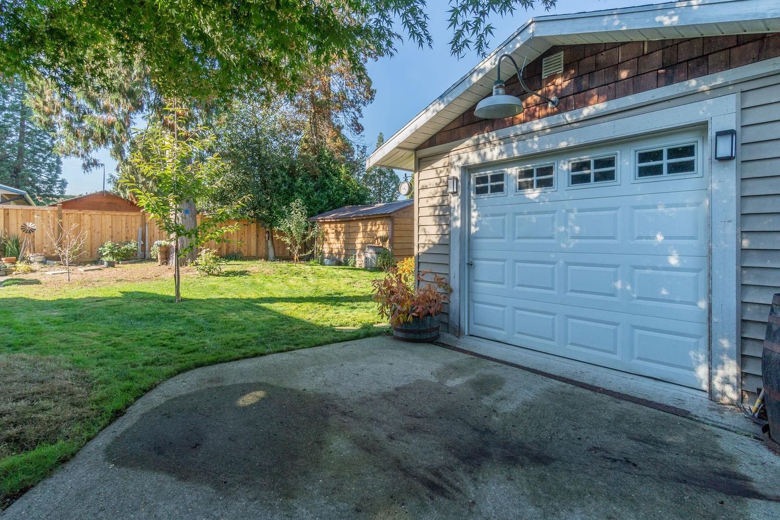 Listing Image 37