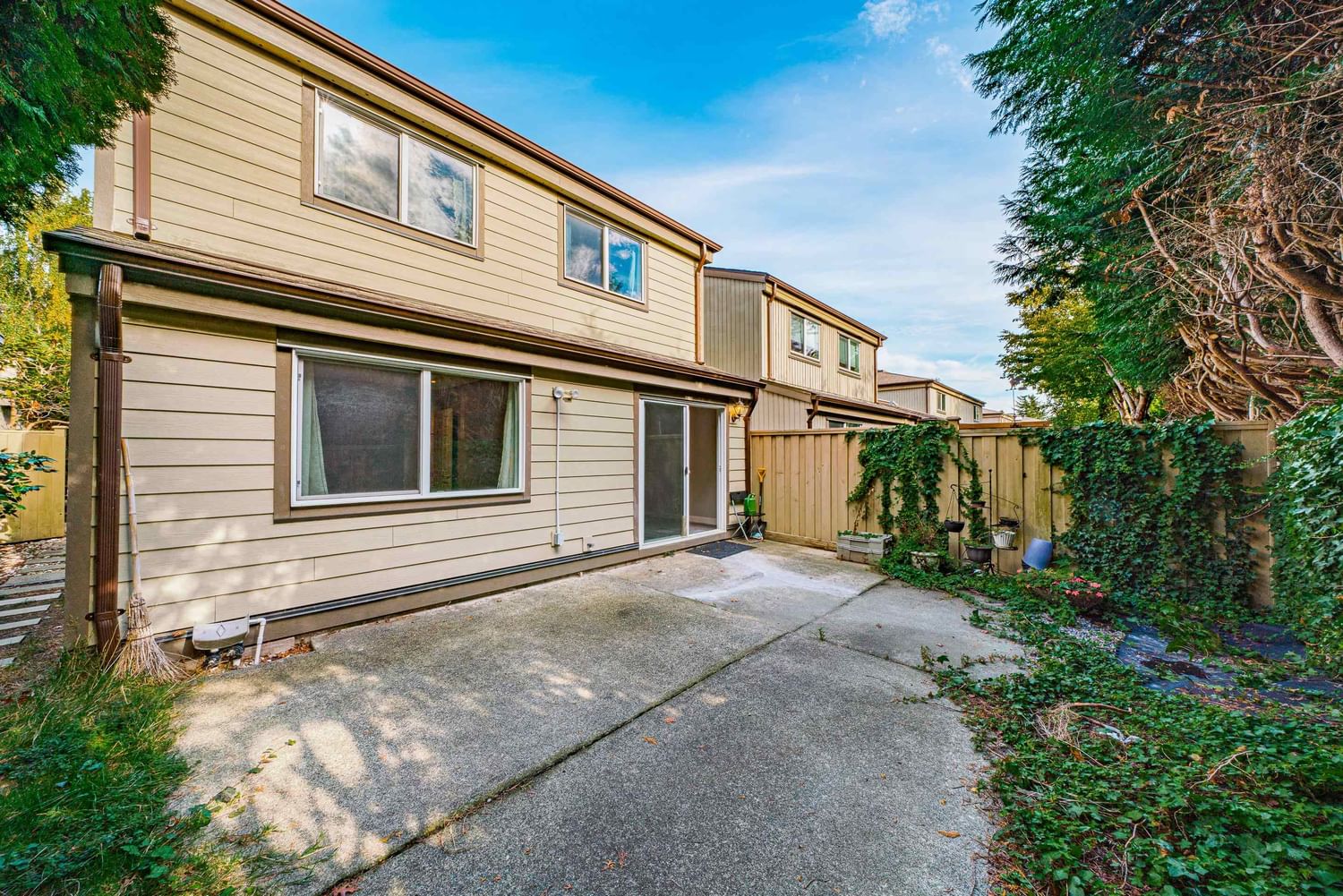 Listing Image 33